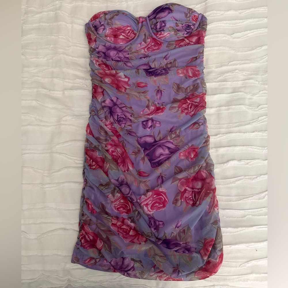 REVOLVE’s Genessy bustier dress more to come - Picture 2 of 4